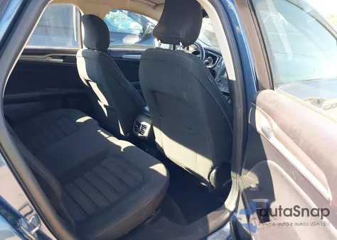 2019 Ford Fusion Se z USA, uszkodzony, nr VIN 3FA6P0HD7KR231063